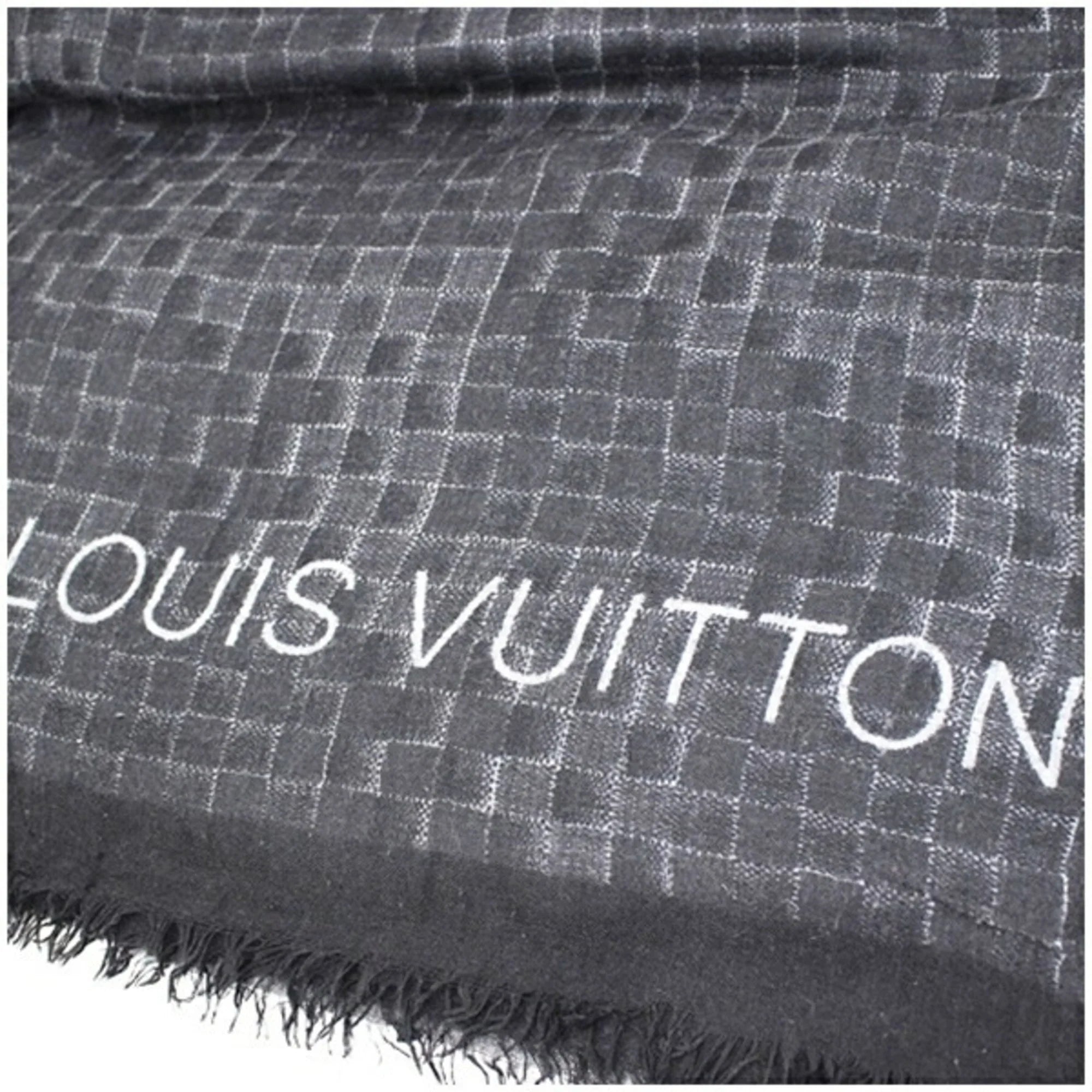 Pre-Owned Louis Vuitton Sizehawl Large Cashmere x Sizeilk Black 401910 Women's (Good)