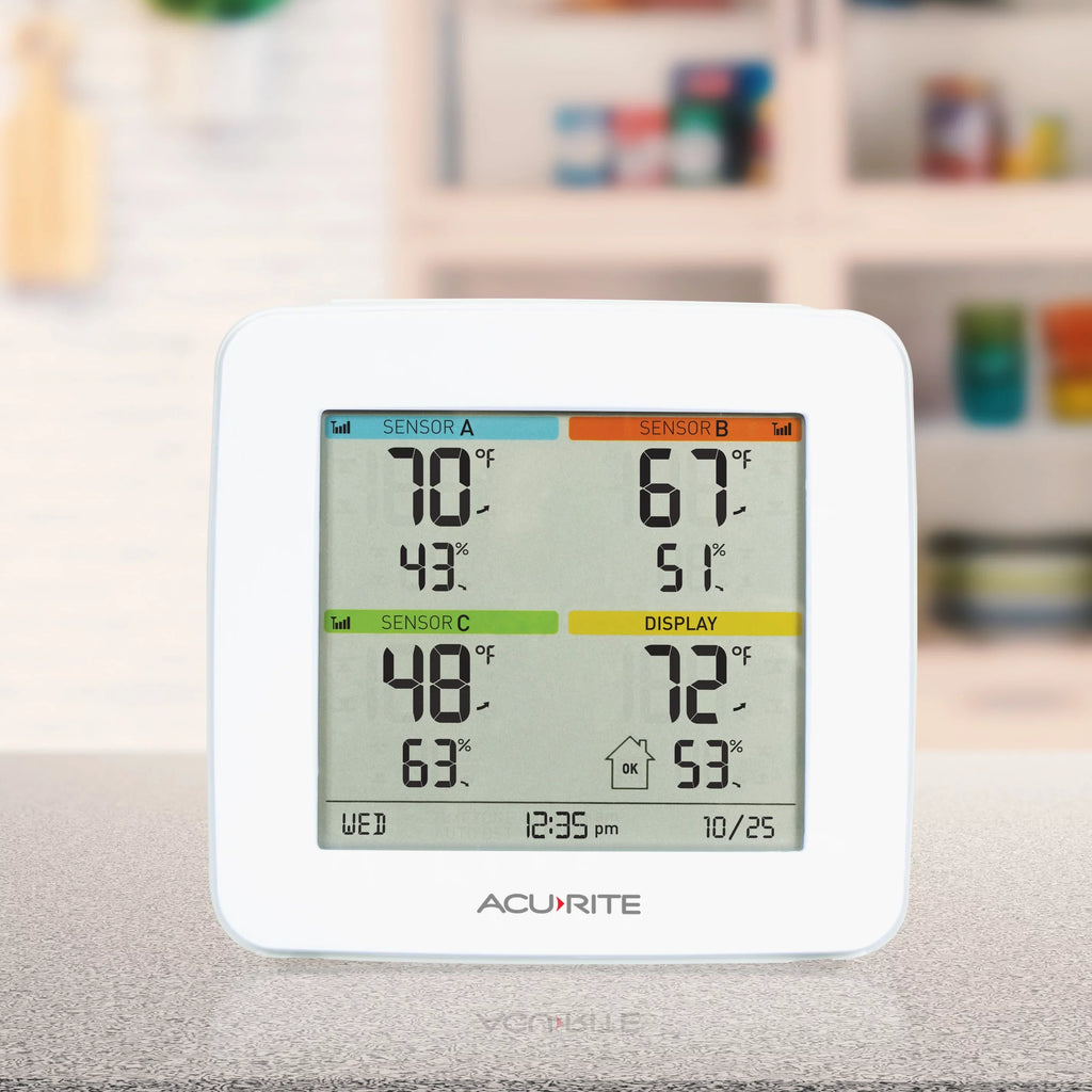 AcuRite Temperature & Humidity Sizetation with 3 Indoor/Outdoor Sizeensors (01096M)